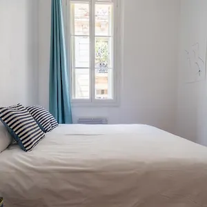 https://latelier-dartiste-refuge-bohme-et-cratif.fr-provencehotel.com
